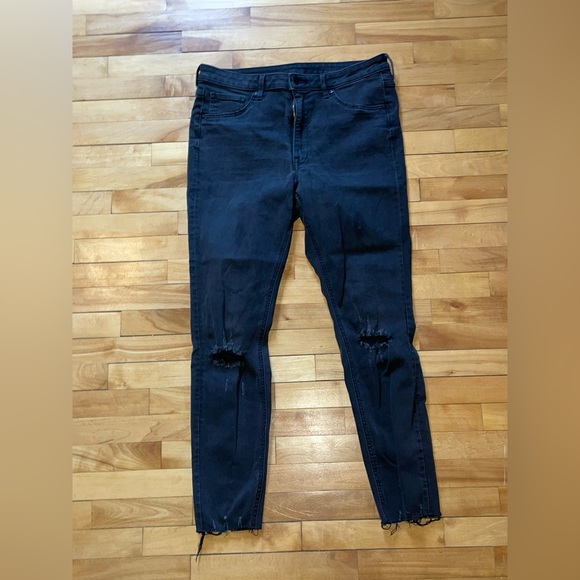 H&M Black Jeans - Picture 1 of 4